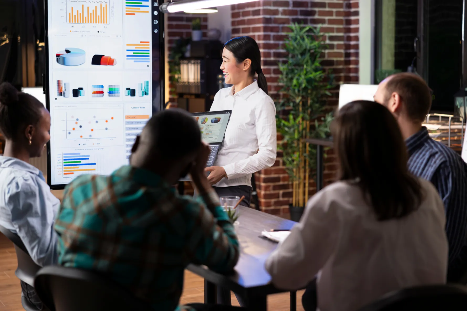 benefits of smartboards in classroom